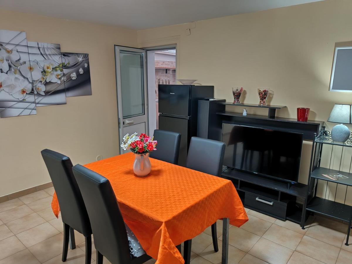 كاتانيا Piazza Verga Home المظهر الخارجي الصورة