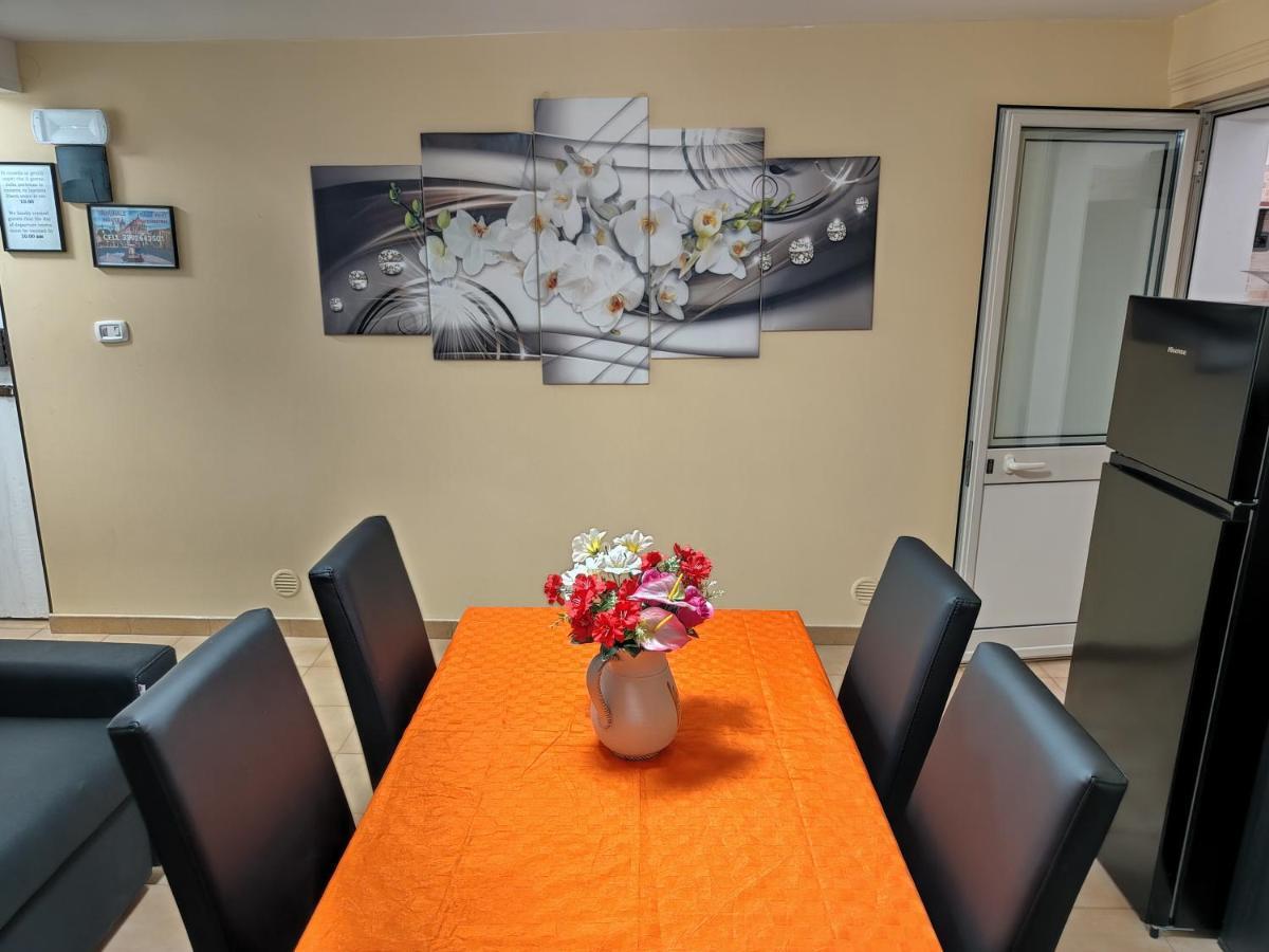 كاتانيا Piazza Verga Home المظهر الخارجي الصورة
