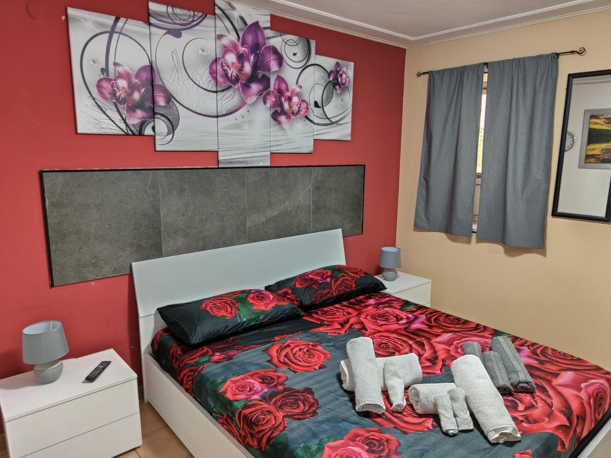 كاتانيا Piazza Verga Home المظهر الخارجي الصورة