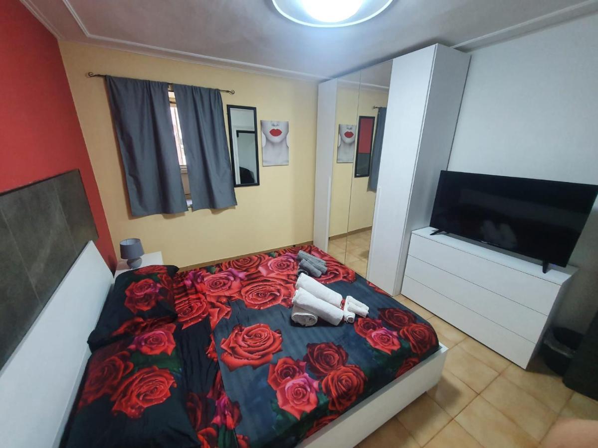 كاتانيا Piazza Verga Home المظهر الخارجي الصورة
